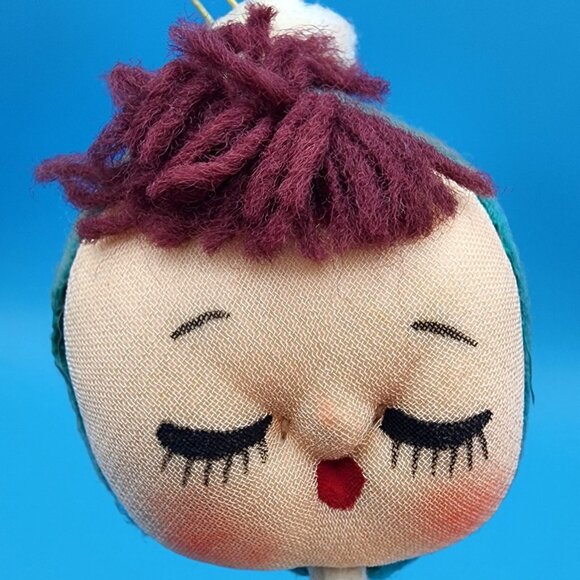 Vintage 1950s Pixie Elf Knee Hugger Japan Sockinette Face Ornament Red Green - Picture 4 of 12